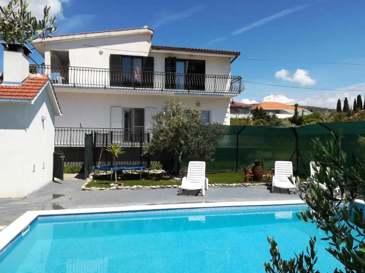 Villa Bellava Трогир Екстериор снимка