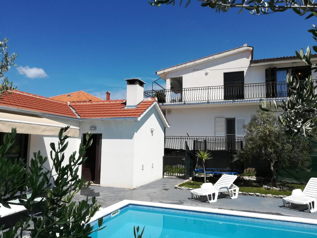 Villa Bellava Трогир Екстериор снимка